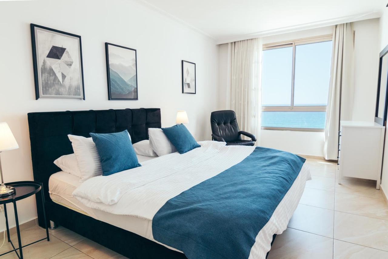 Almog Beach Apartments מגדלי חוף הכרמל חיפה Eksteriør bilde