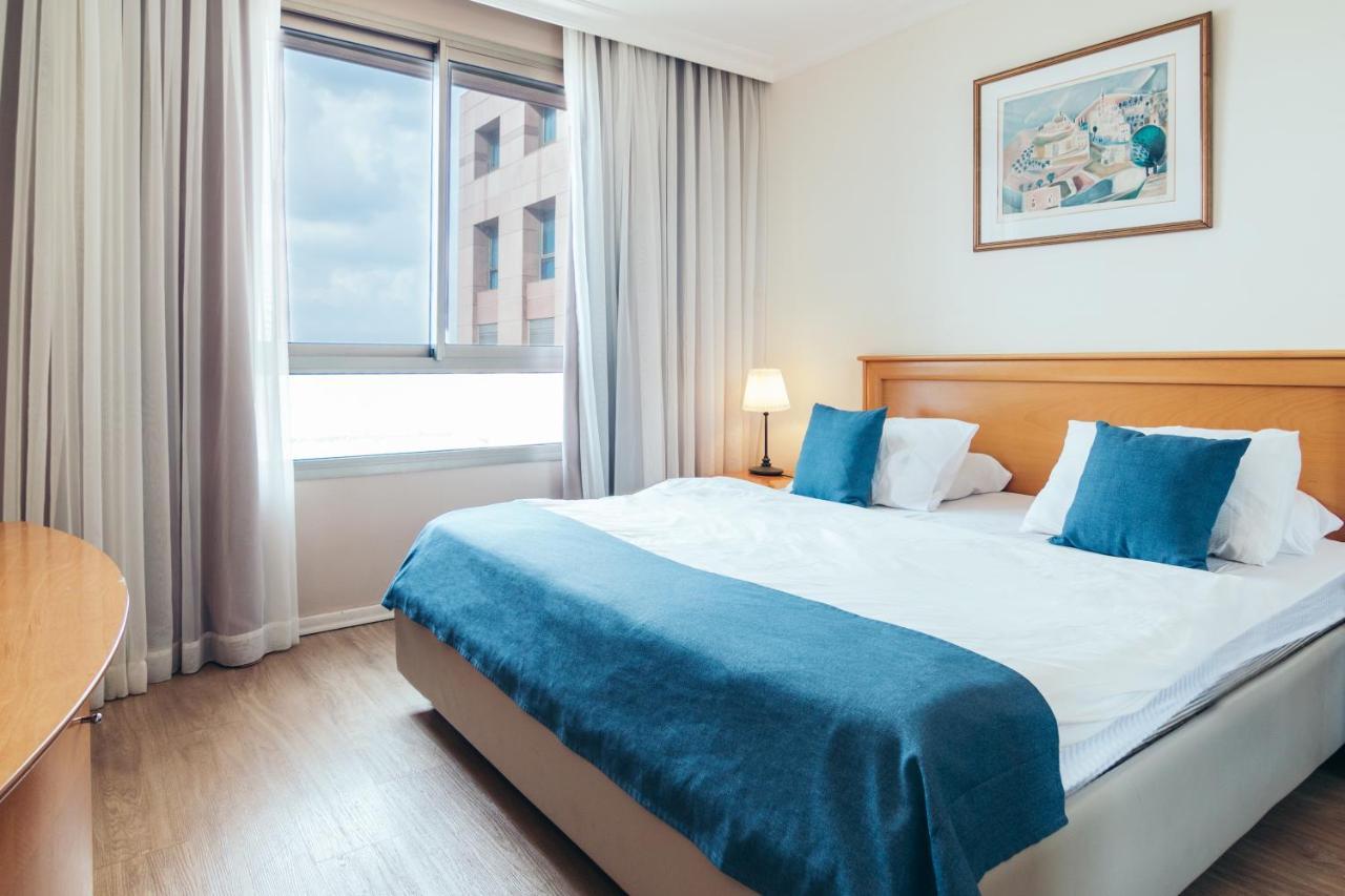 Almog Beach Apartments מגדלי חוף הכרמל חיפה Eksteriør bilde