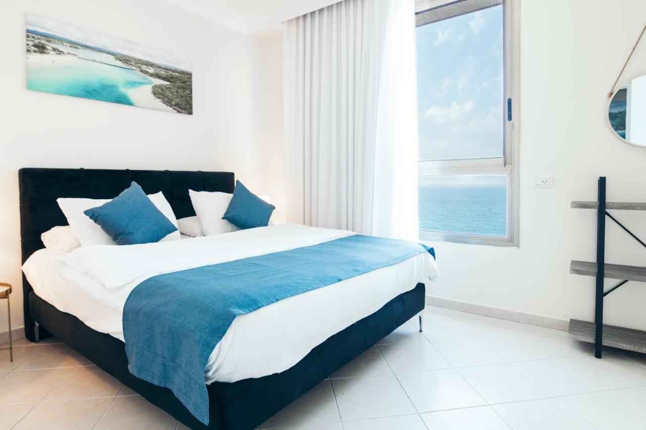 Almog Beach Apartments מגדלי חוף הכרמל חיפה Eksteriør bilde
