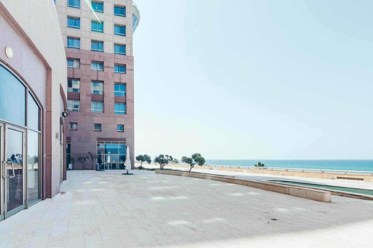 Almog Beach Apartments מגדלי חוף הכרמל חיפה Eksteriør bilde