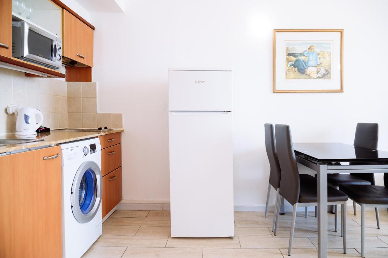 Almog Beach Apartments מגדלי חוף הכרמל חיפה Eksteriør bilde