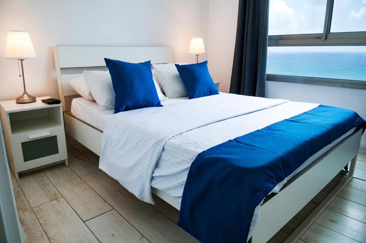 Almog Beach Apartments מגדלי חוף הכרמל חיפה Eksteriør bilde