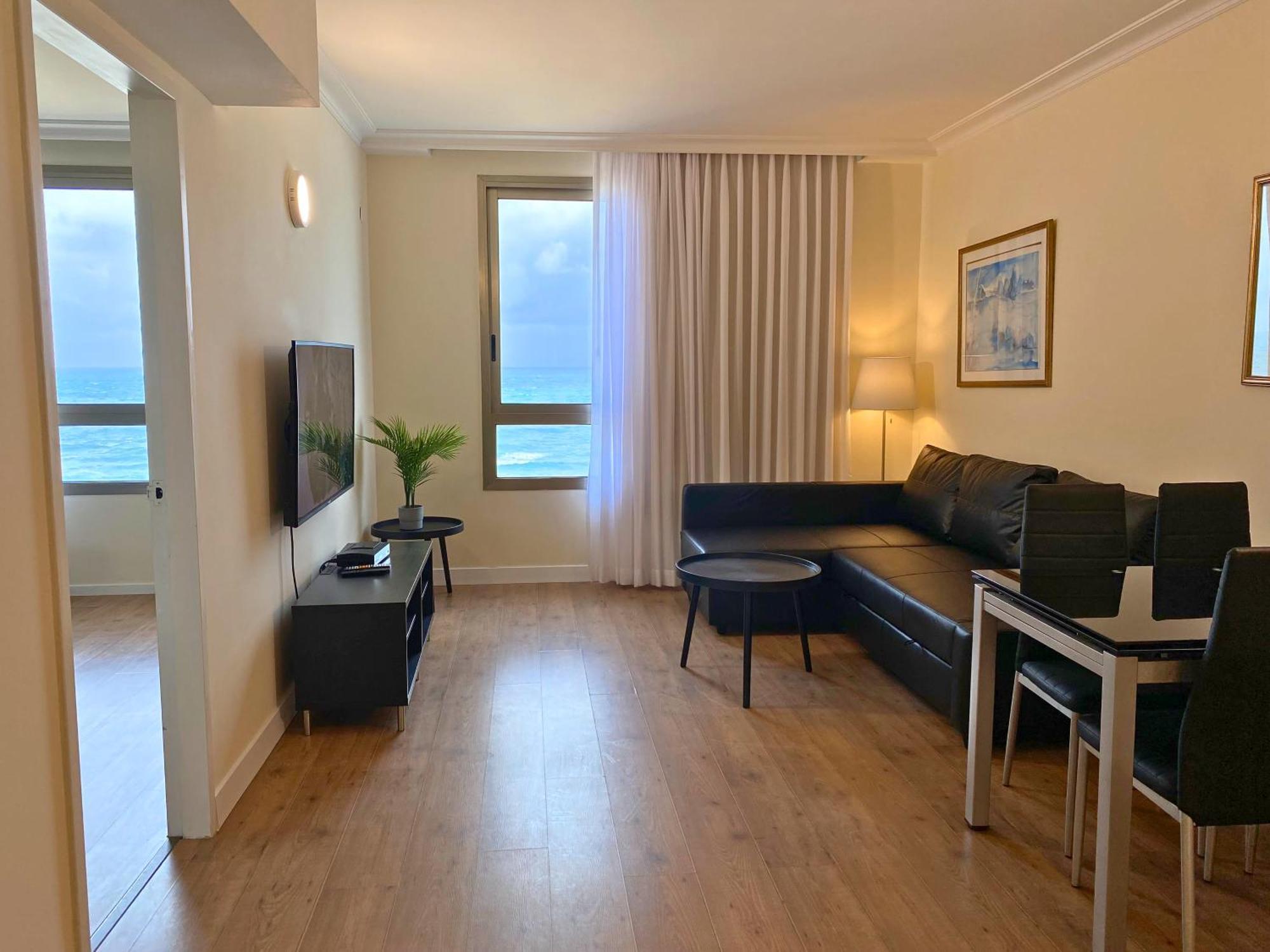 Almog Beach Apartments מגדלי חוף הכרמל חיפה Eksteriør bilde
