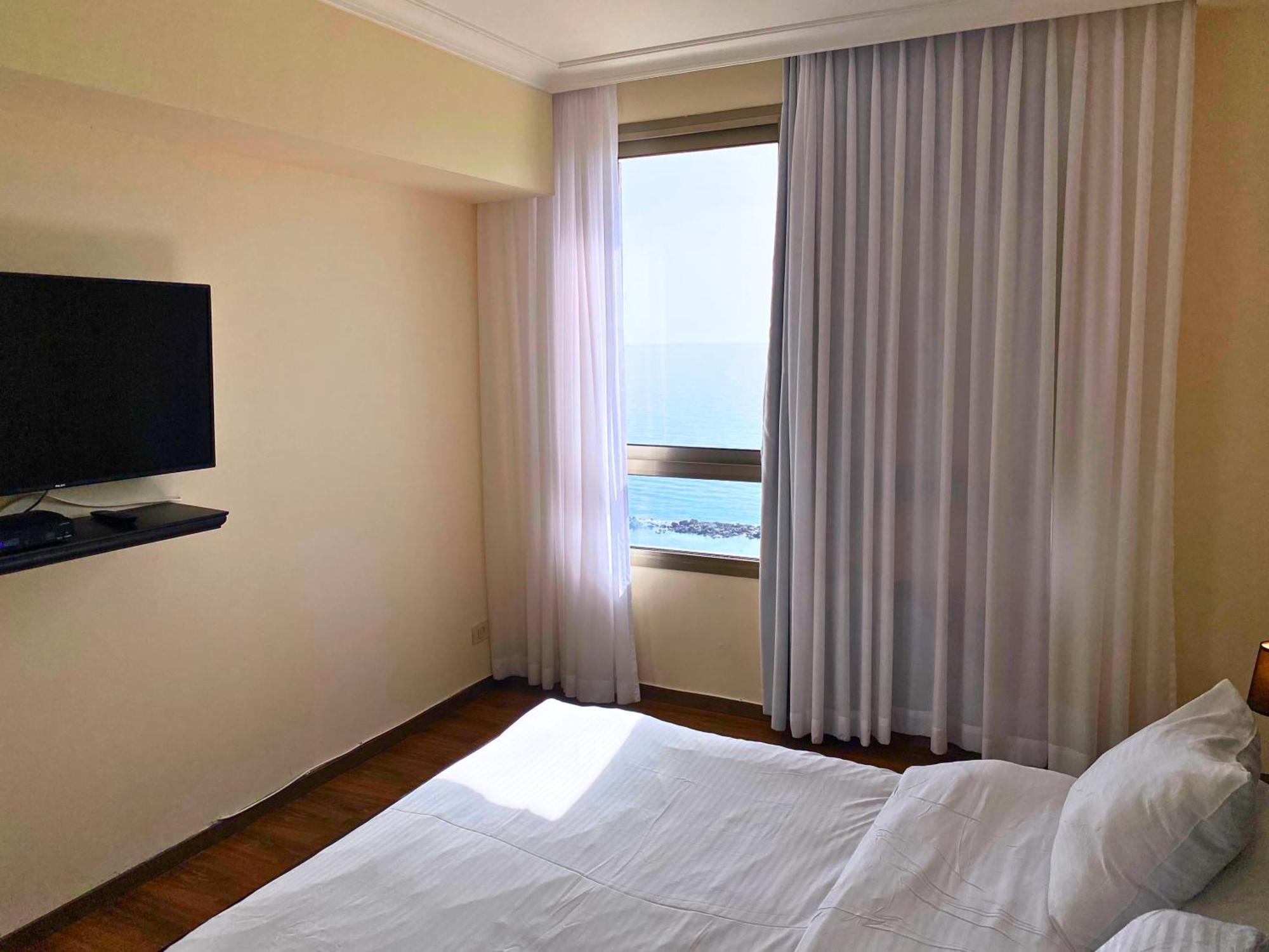 Almog Beach Apartments מגדלי חוף הכרמל חיפה Eksteriør bilde