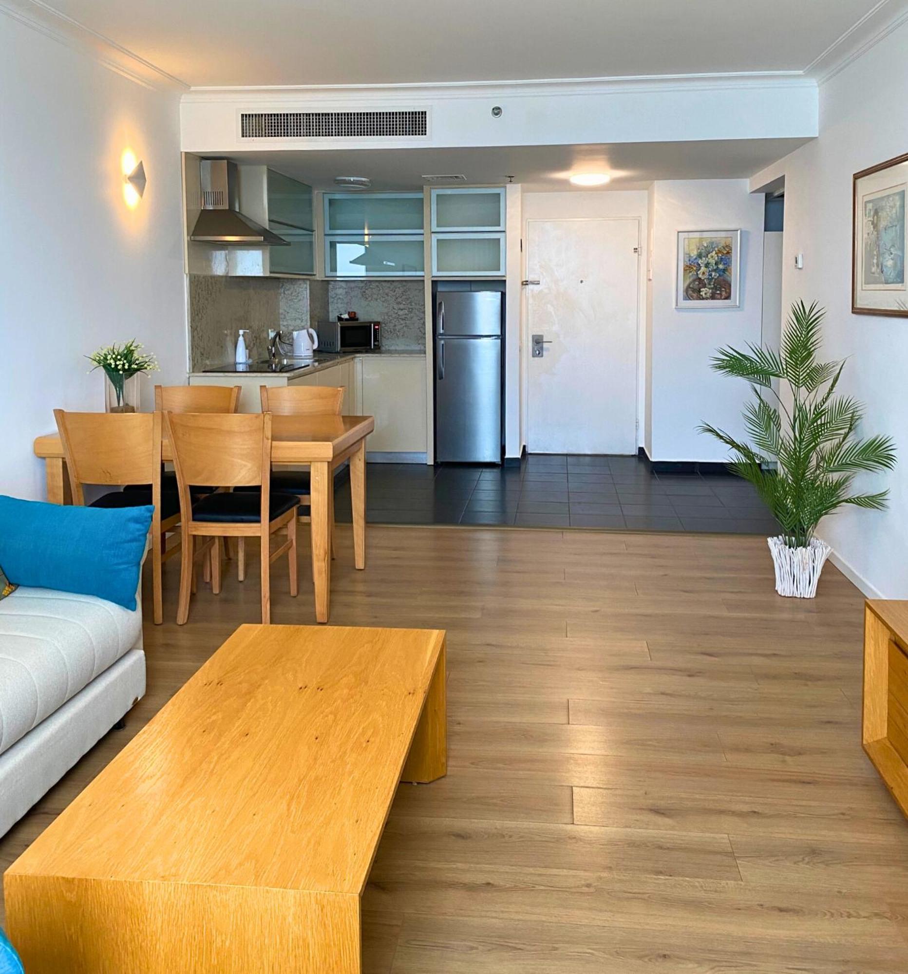 Almog Beach Apartments מגדלי חוף הכרמל חיפה Eksteriør bilde